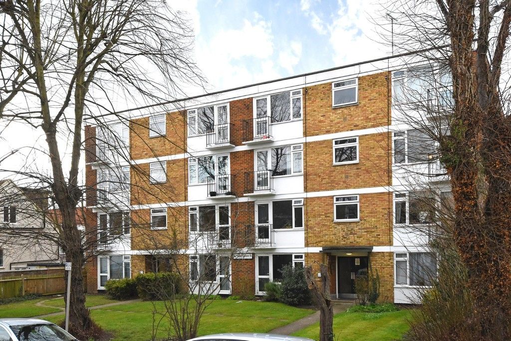 1 bed flat for sale in Freelands Road, Bromley, BR1