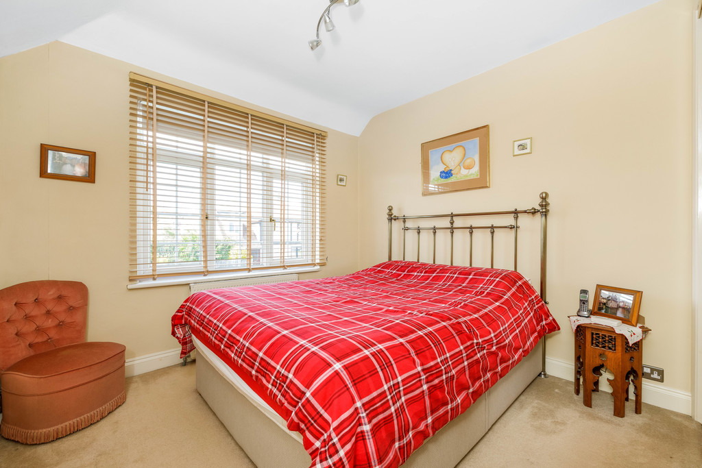 2 bed house for sale in East Drive, Orpington 15