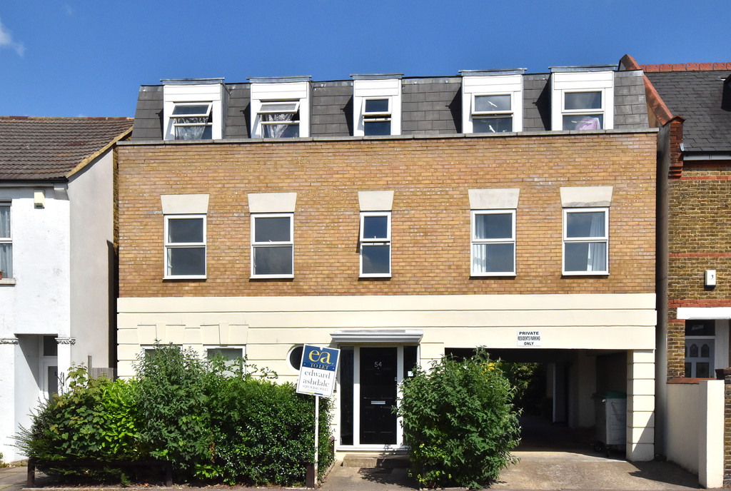 1 bed flat to rent in College Road, Bromley, BR1