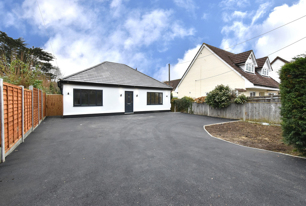 3 bed house for sale in Melrose Road, Biggin Hill, TN16