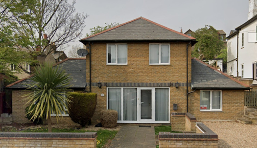 3 bed house to rent 1