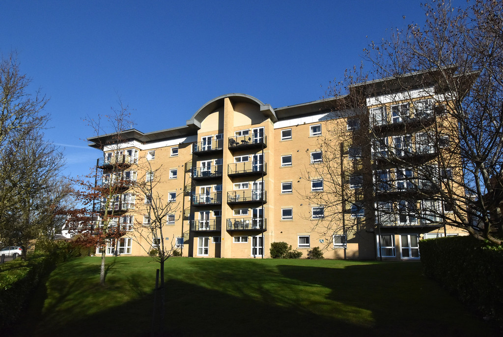 1 bed flat for sale in Sparkes Close, Bromley, BR2