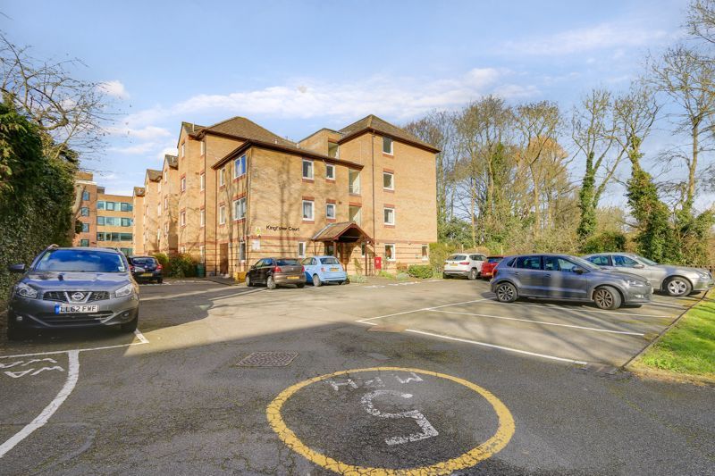 2 bed flat for sale in Ewell Road  - Property Image 1