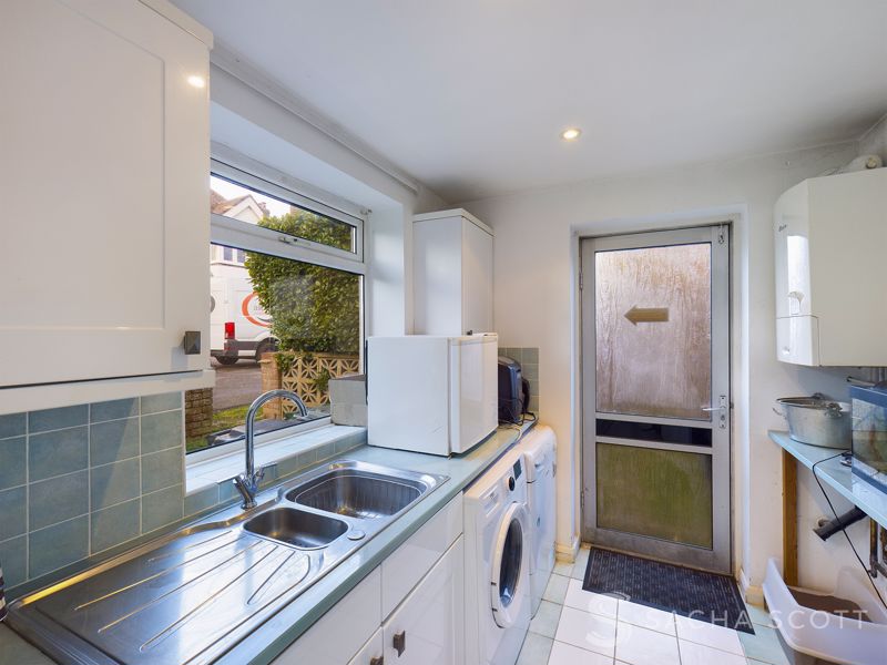 3 bed house for sale in Nork Gardens 9