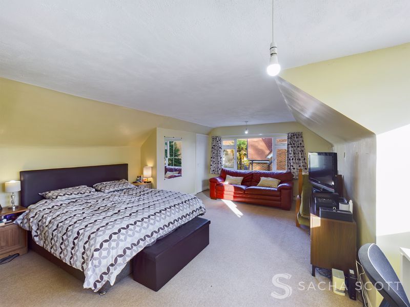 3 bed house for sale in Nork Gardens  - Property Image 10