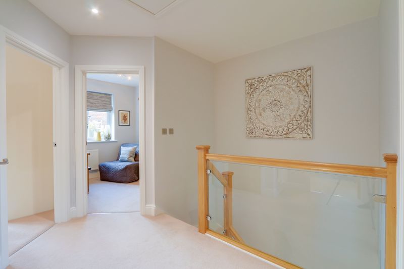 4 bed house for sale in Hornbeam Close  - Property Image 16