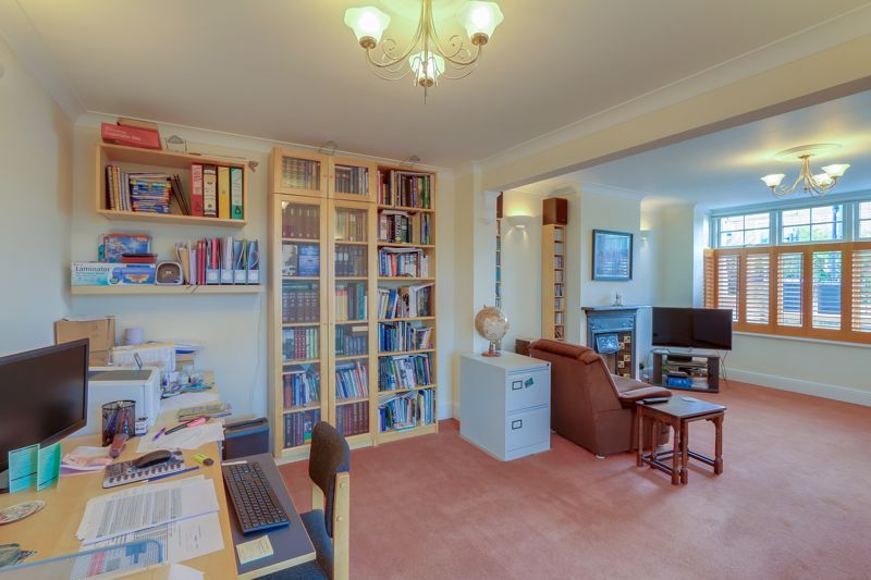 3 bed house for sale in Leatherhead Road 4