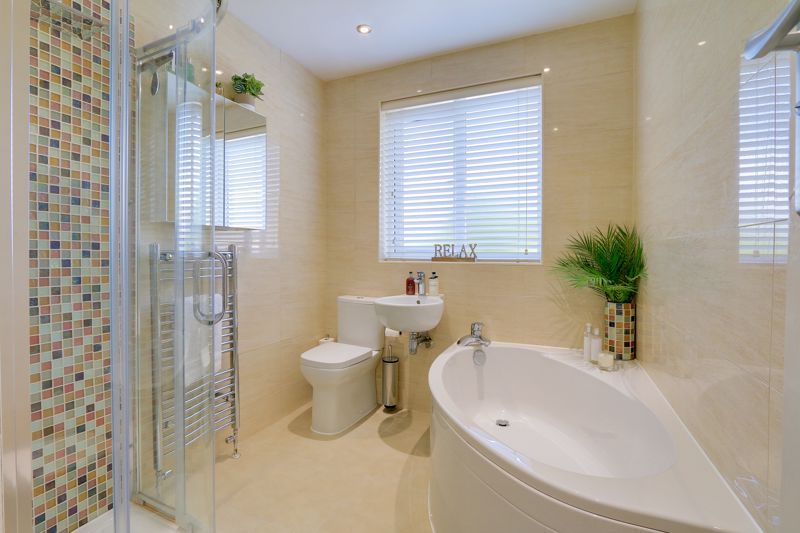3 bed house for sale in Chipstead Way  - Property Image 14