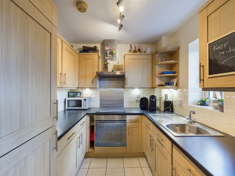 2 bed  for sale in Rowan Close 6