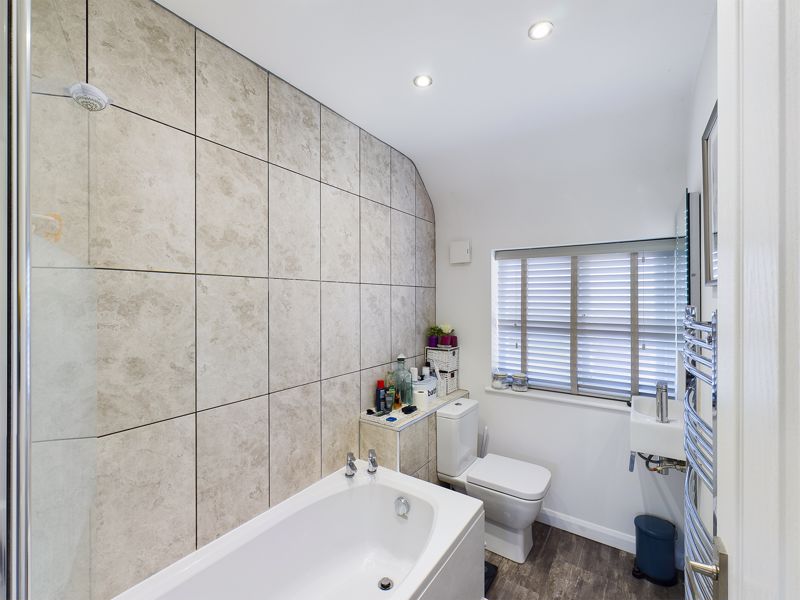 2 bed house for sale in Gilders Road 12