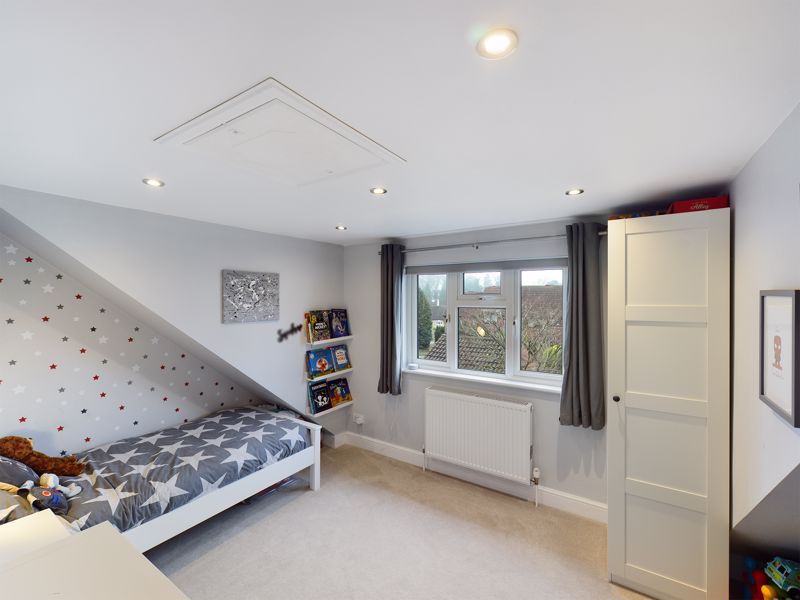 3 bed house for sale in Hillside Close 13
