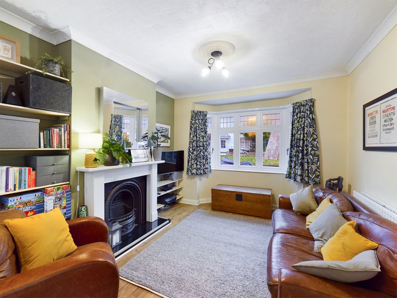 4 bed house for sale in Orchard Gardens  - Property Image 2
