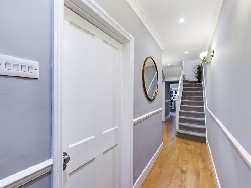 2 bed house for sale in Adelphi Road 14