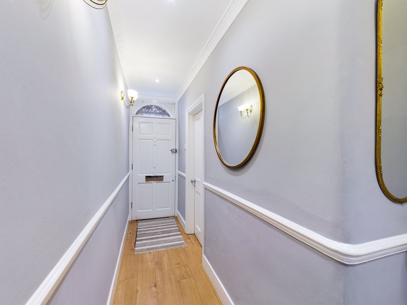 2 bed house for sale in Adelphi Road 17