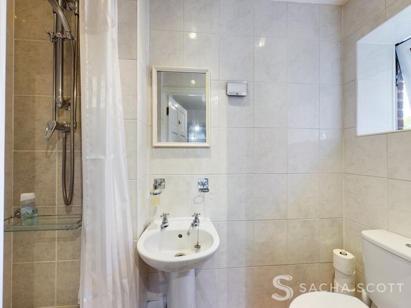 3 bed house for sale in Blakeney Close 13
