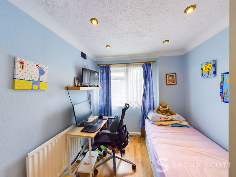 3 bed house for sale in Blakeney Close 9