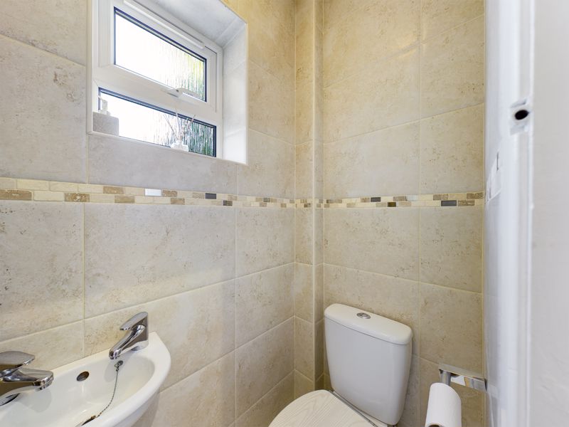 4 bed house for sale in Parkwood Road  - Property Image 21