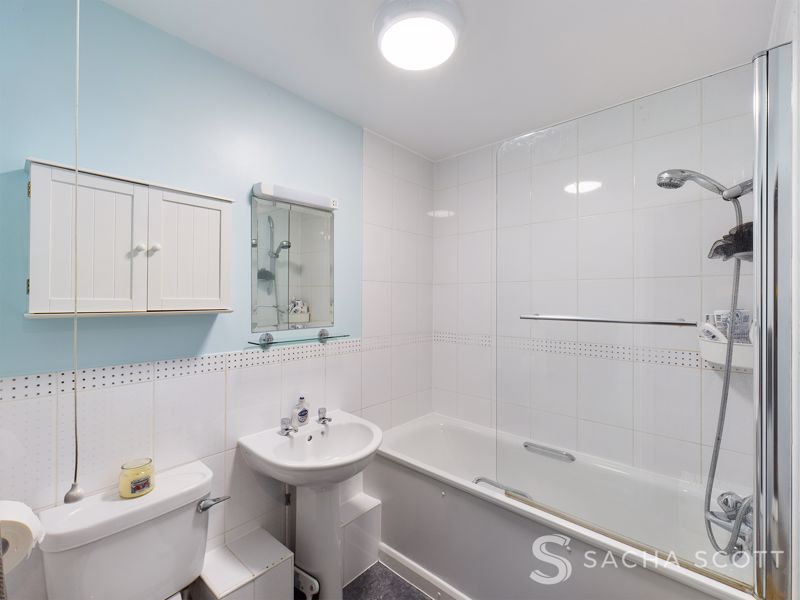 1 bed flat for sale in 17 Lancaster Way  - Property Image 9