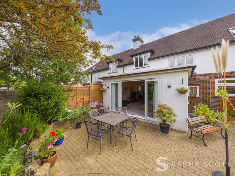5 bed house for sale in Reigate Road  - Property Image 27