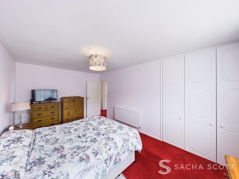 4 bed house for sale in Brighton Road 8