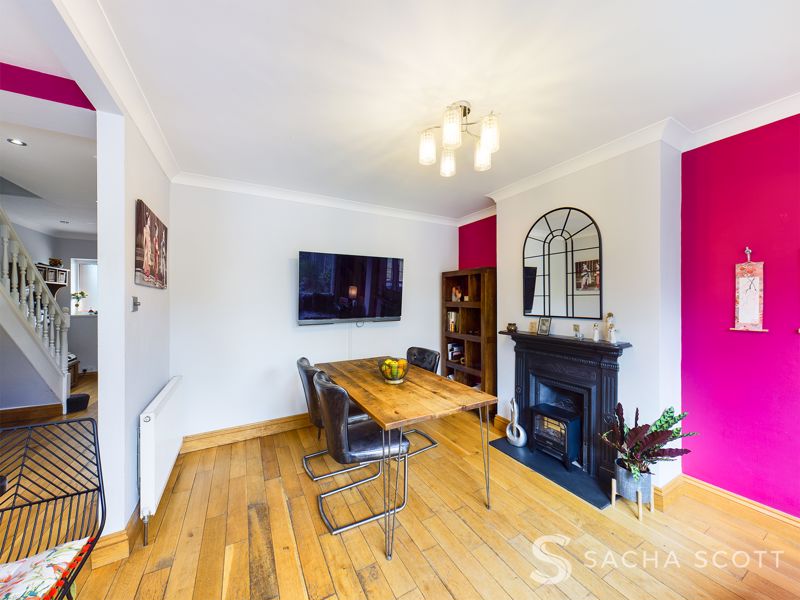 4 bed house for sale in Parsonsfield Road  - Property Image 4
