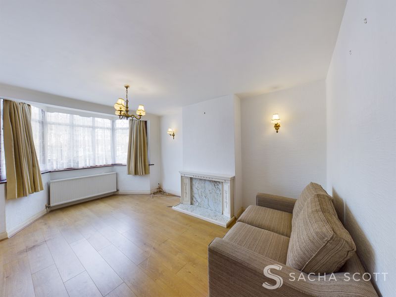 3 bed house for sale in Fairford Gardens  - Property Image 2