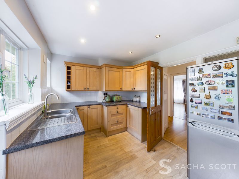 3 bed  for sale in Eastgate  - Property Image 6