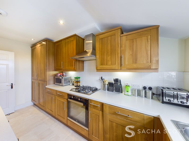 2 bed flat for sale in Tide Close  - Property Image 5