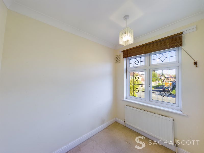 5 bed house to rent in Elmstead Gardens  - Property Image 16