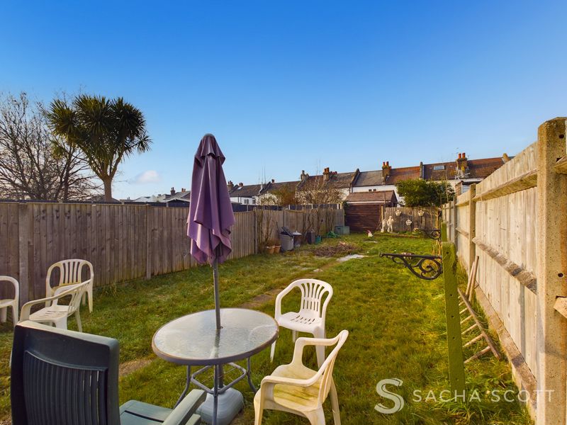 3 bed house for sale in Caldbeck Avenue 19