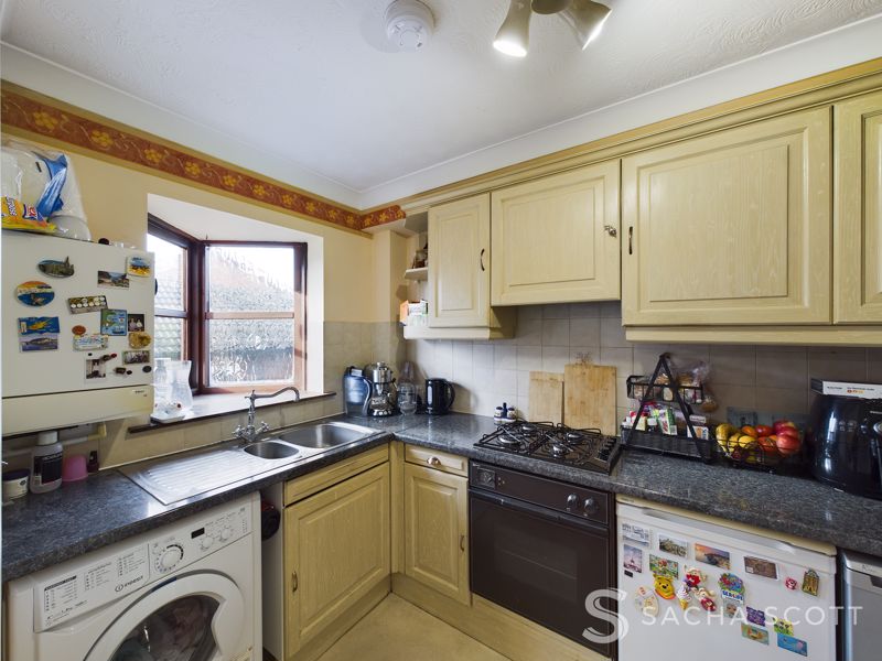 2 bed flat for sale in 84 Worcester Road  - Property Image 6