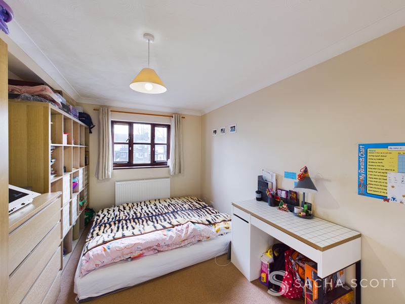 2 bed flat for sale in 84 Worcester Road 9
