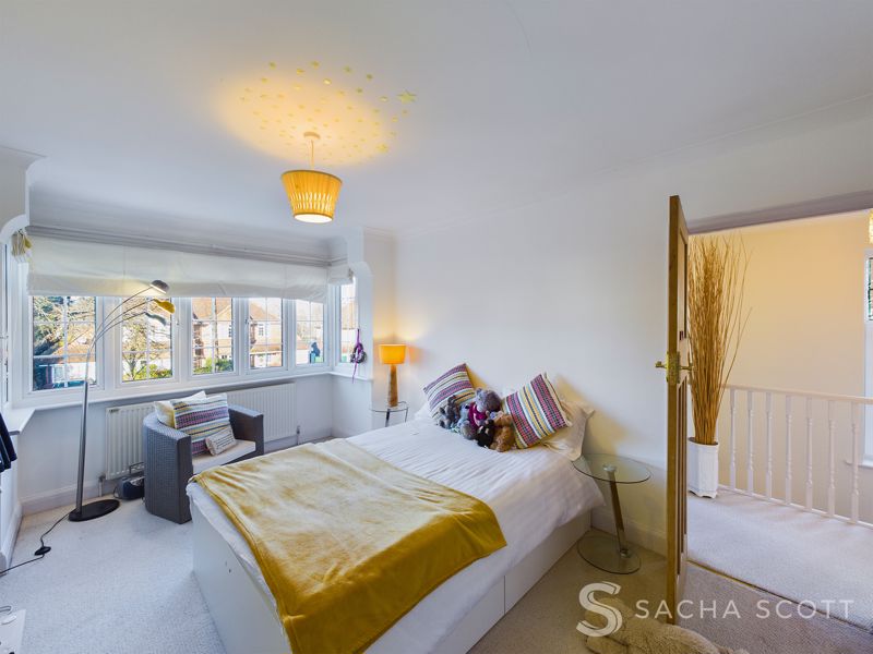 3 bed house for sale in Ruden Way  - Property Image 11