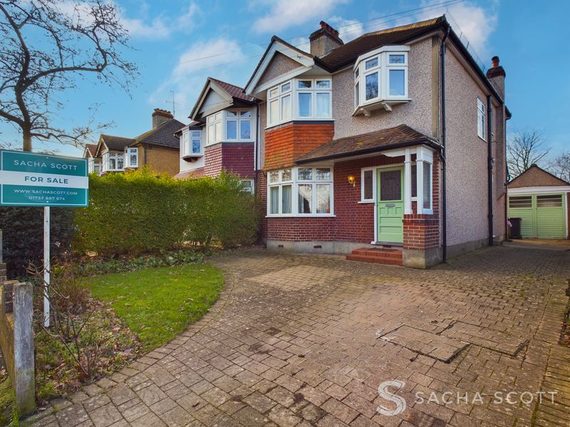 3 bed house for sale in Elmwood Drive - Property Image 1