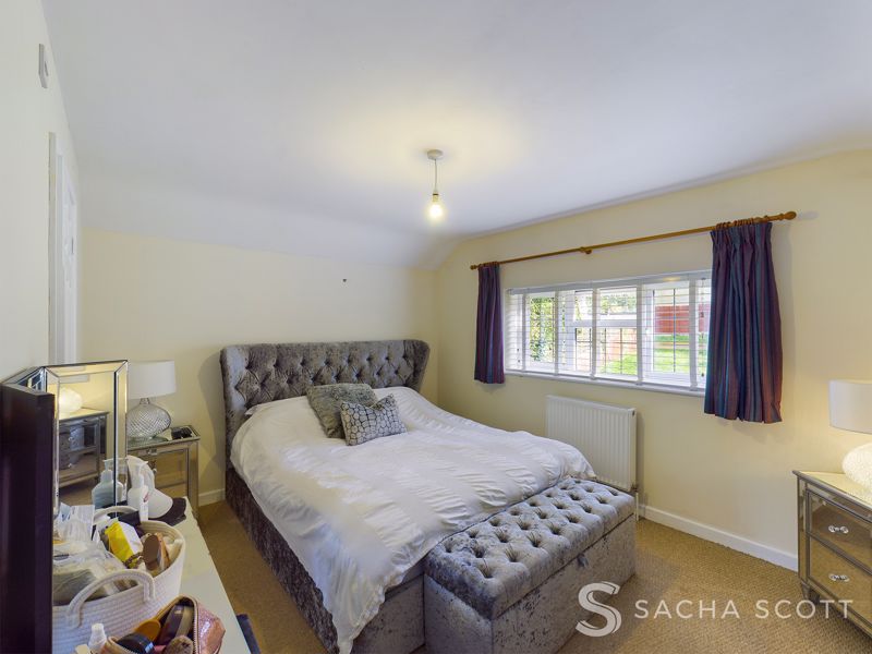 5 bed house for sale in Hillside  - Property Image 13