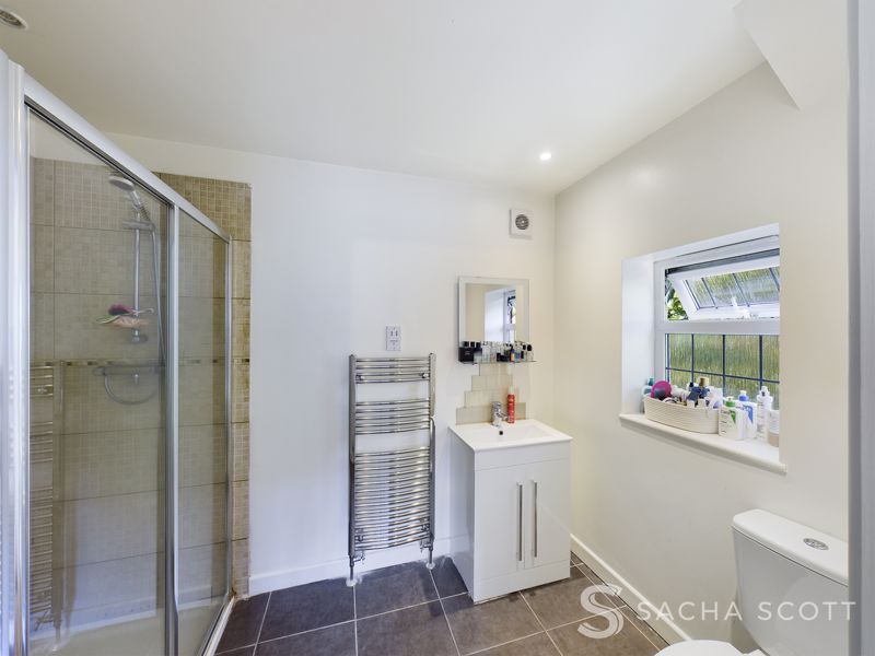 5 bed house for sale in Hillside  - Property Image 15