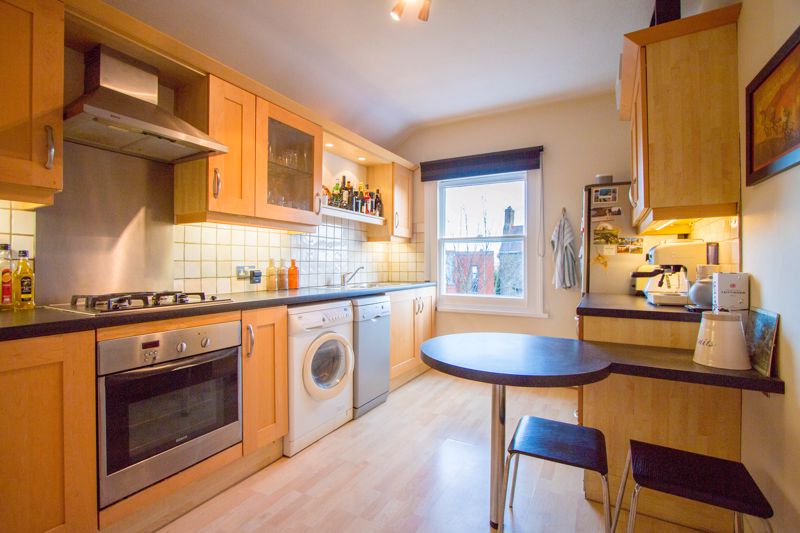 1 bed flat to rent in Ridgway 5