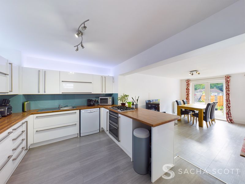 3 bed house for sale in Nork Rise  - Property Image 8