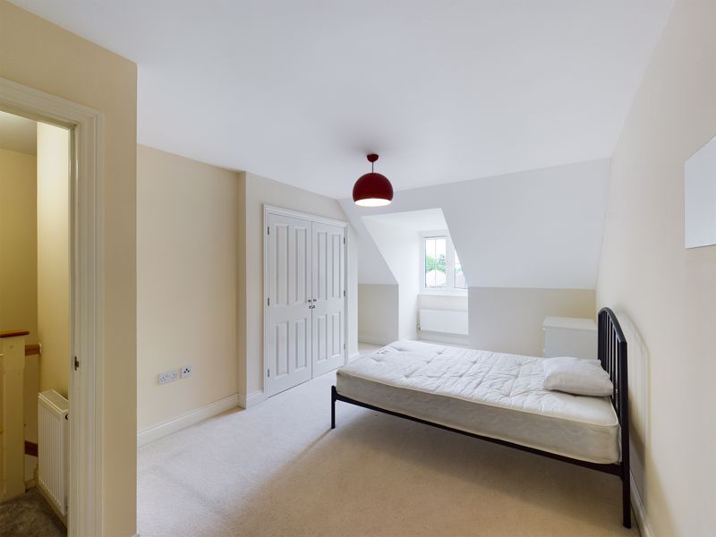 3 bed house to rent in Ash Close 10