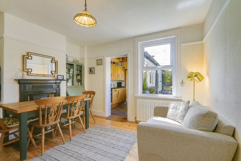 2 bed house for sale in Lower Court Road  - Property Image 3
