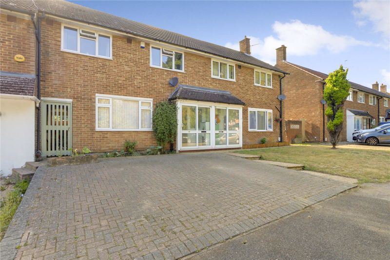 3 bed house for sale in Merefield Gardens 1