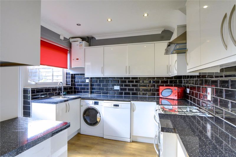 3 bed house for sale in Merefield Gardens  - Property Image 2