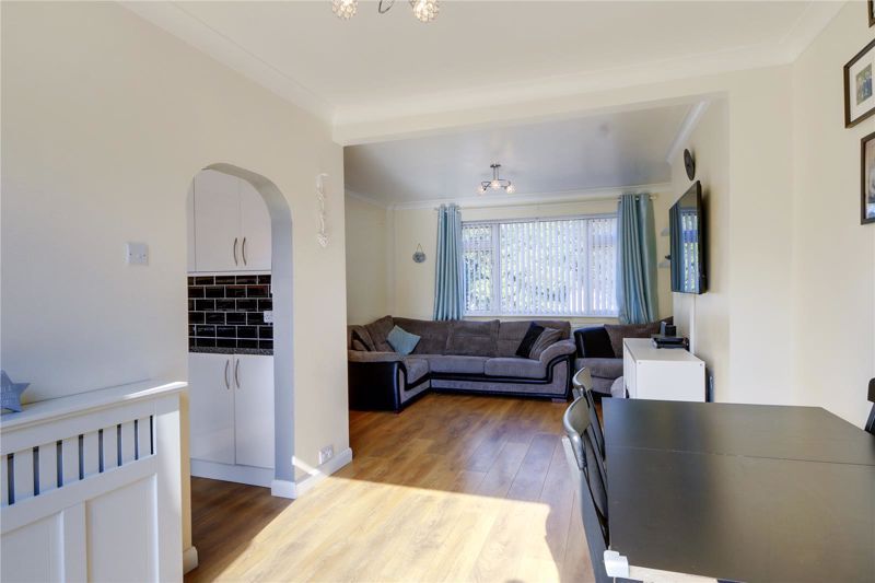 3 bed house for sale in Merefield Gardens 5
