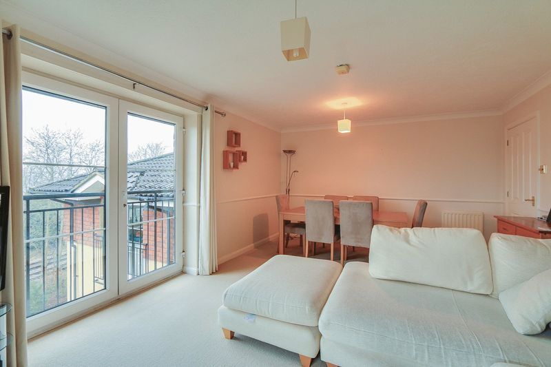 2 bed flat for sale in Hazel Way  - Property Image 3