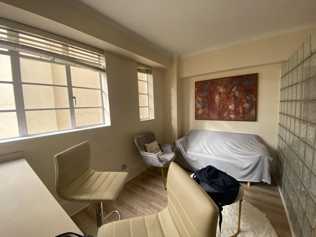 Flat to rent in Sloane Avenue Mansions  - Property Image 2
