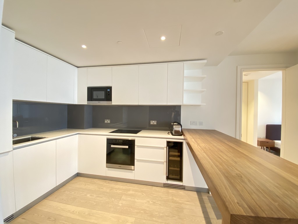 2 bed flat to rent in 3 Merchant Square  - Property Image 4
