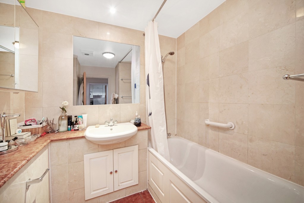 1 bed flat to rent in The Phoenix  - Property Image 8