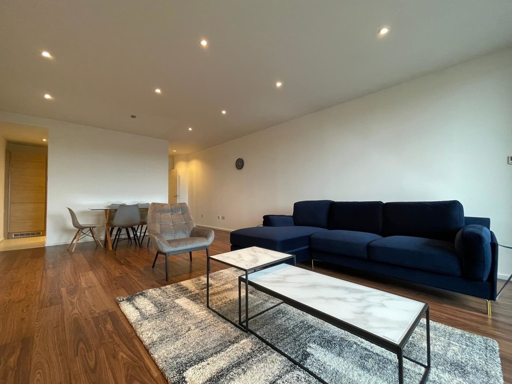 2 bed flat to rent in Point West, 116 Cromwell Road, SW7