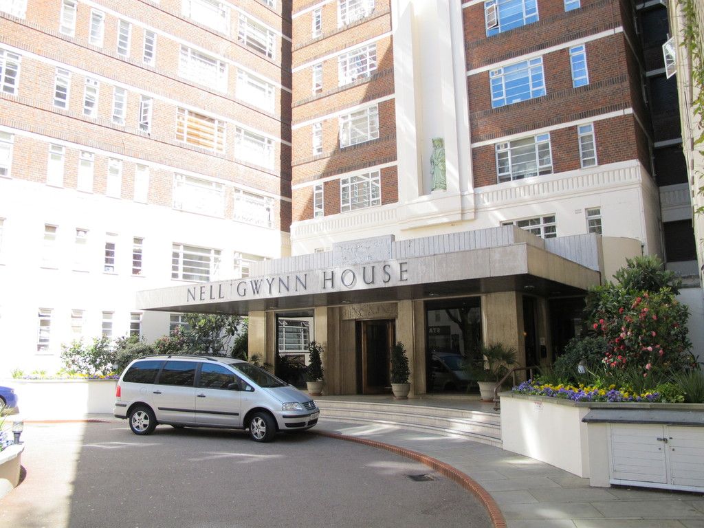 1 bed flat to rent in Sloane Avenue, London, SW3