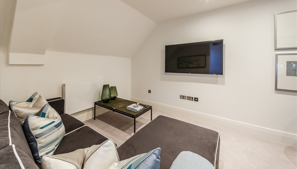 2 bed flat to rent in Palace Wharf Apartments, London, W6